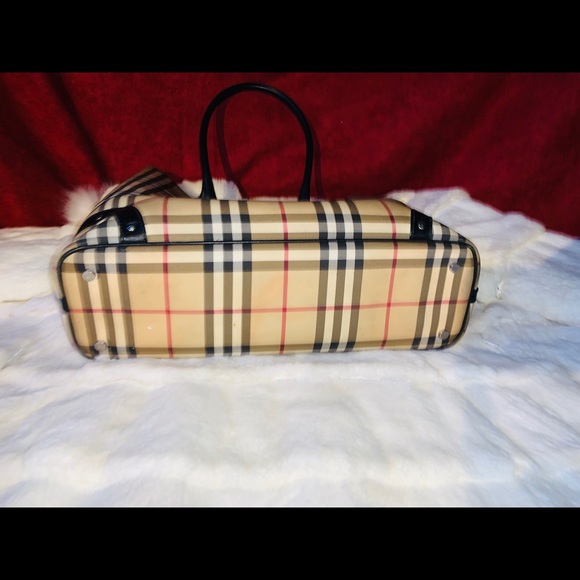 AUTHENTIC 💯 BURBERRY TOTE💥 - Picture 8 of 9